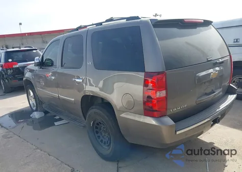 2013 Chevrolet Tahoe Ltz z USA, uszkodzony, nr VIN 1GNSKCE07DR278724